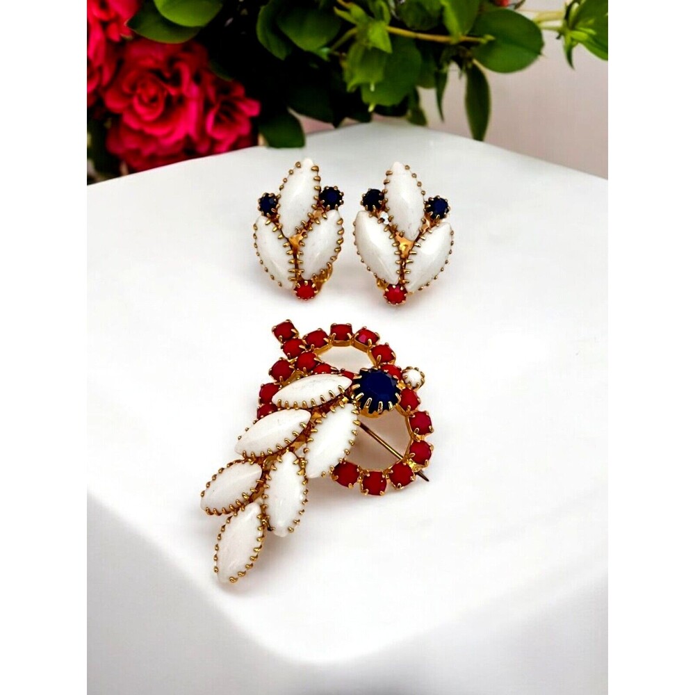 Vintage 1960s Brooch Earring Set Milk Glass Red White Blue Gold Tone Parure - 9B
